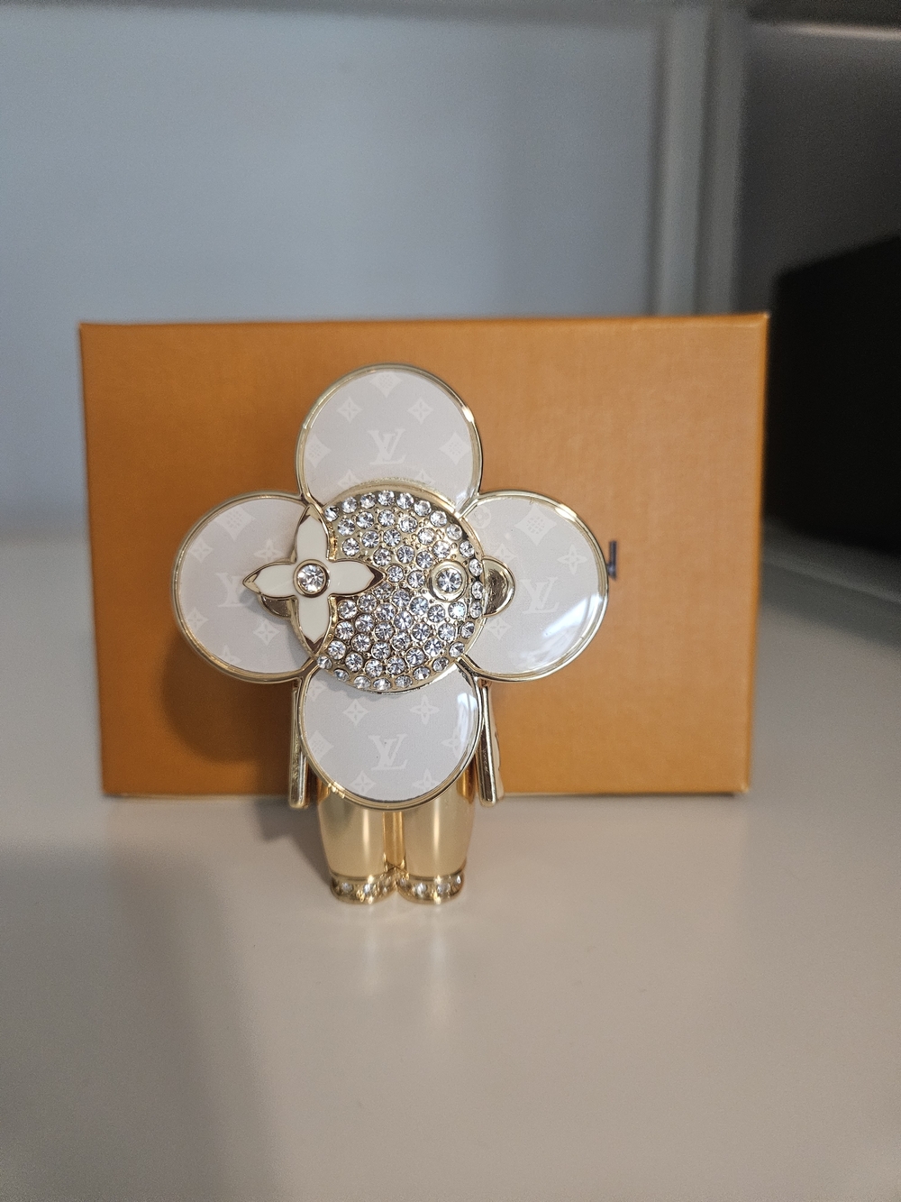 Louis Vuitton White Enamel and Gold Crystal Flower Brooch